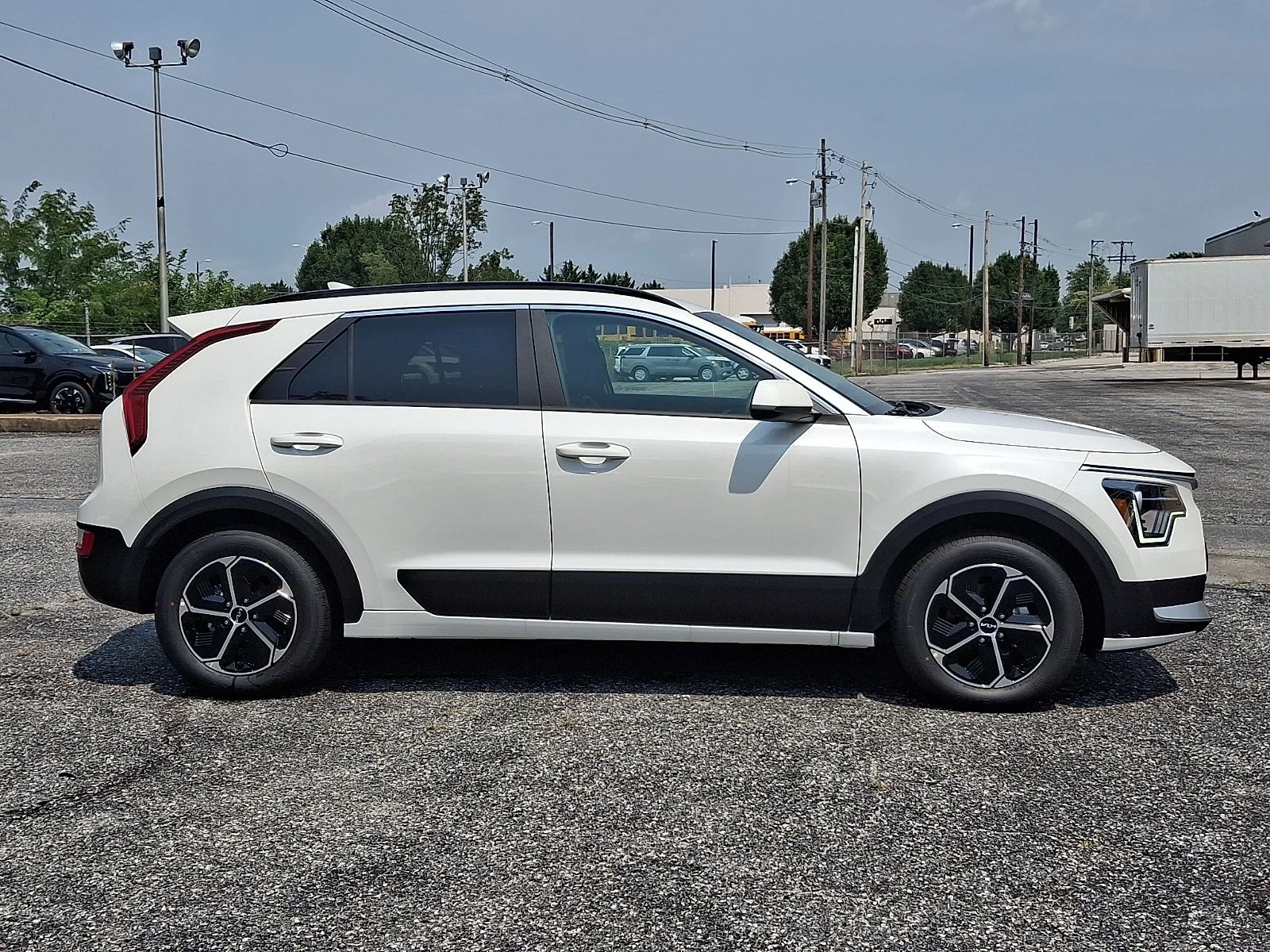 New 2026 White Kia LX image 8