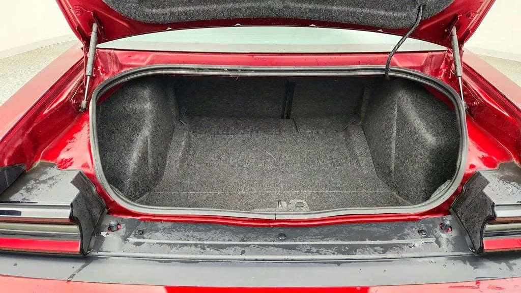 Used 2023 Octane Red Pearlcoat Dodge SXT AWD image 21