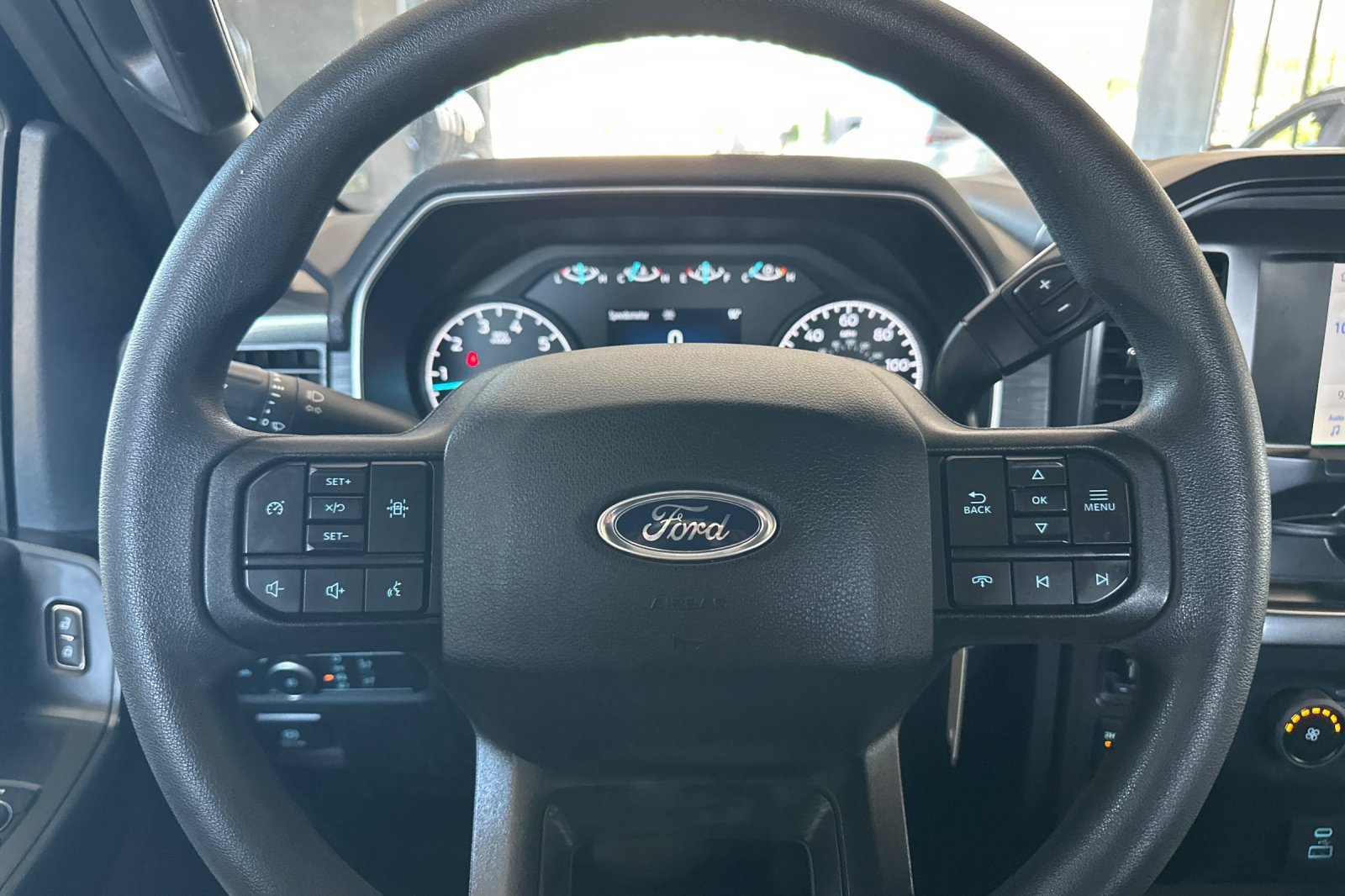 Used 2022 Blue Ford  image 22