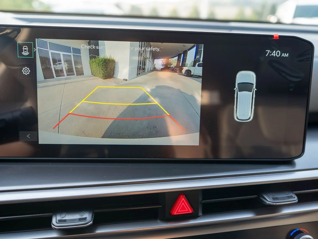 New 2026 Glacial White Pearl Kia S image 23