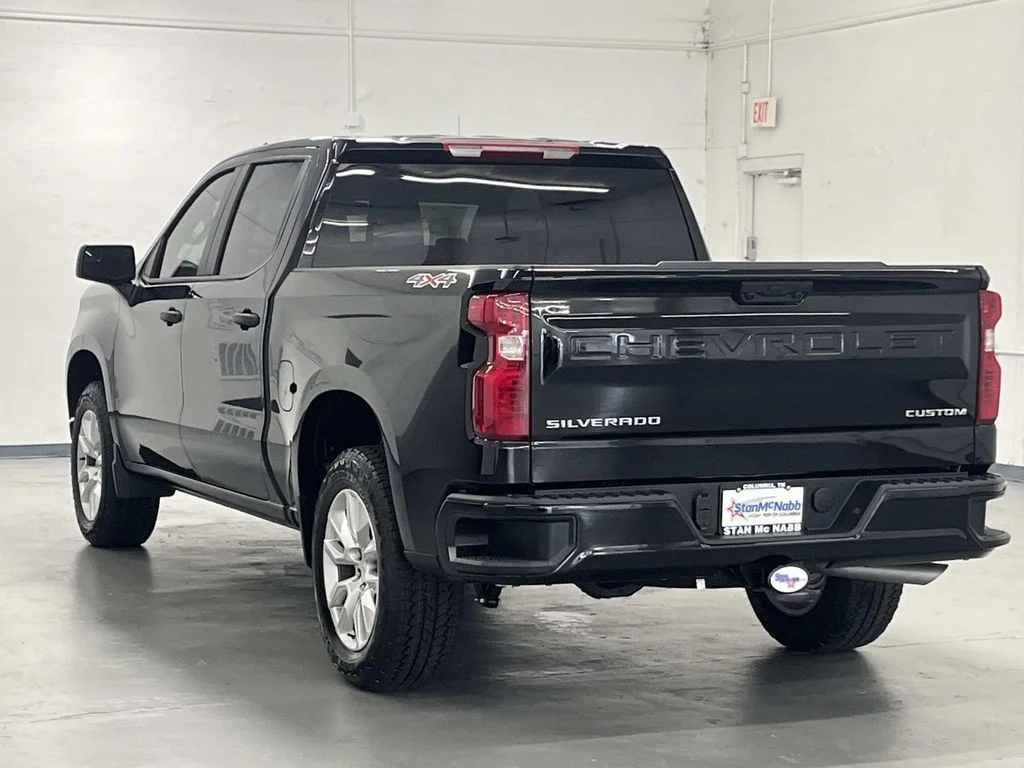 2026 Chevrolet Silverado 1500 Custom - Photo 6