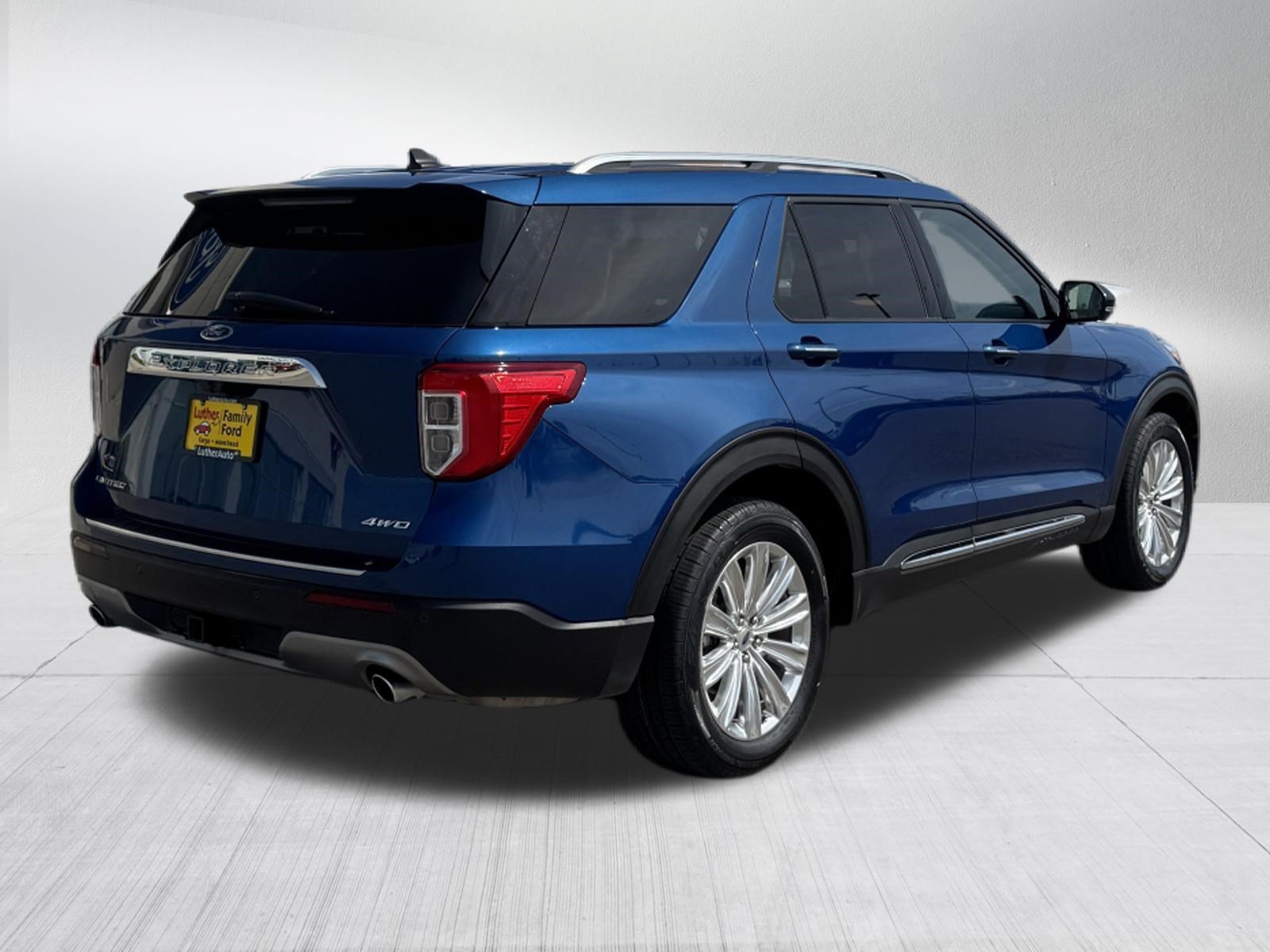 Certified Used 2022 Atlas Blue Metallic Ford Limited image 7
