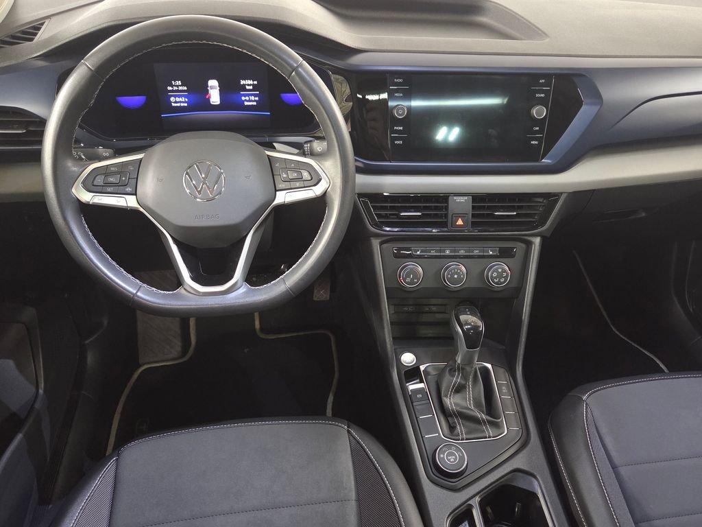 Used 2022  Volkswagen 1.5T SE image 16