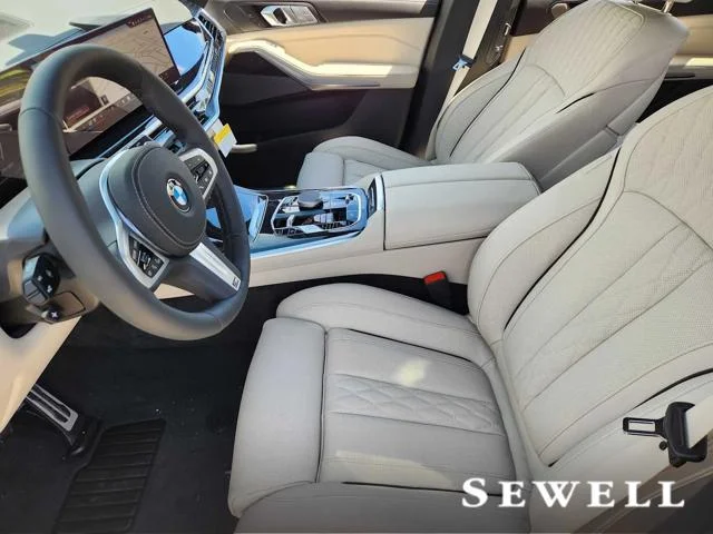 New 2026 Black Sapphire Metallic BMW xDrive40i image 4