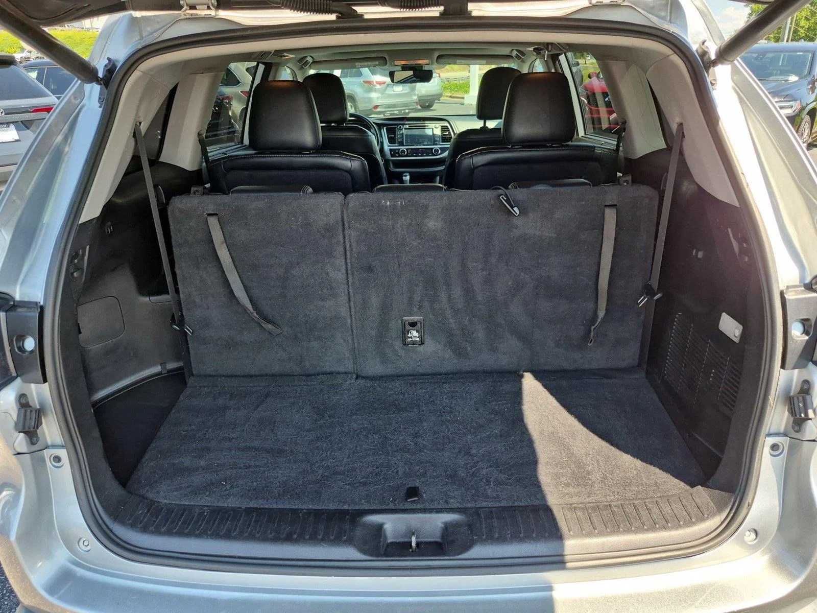 Used 2018 Celestial Silver Metallic Toyota SE image 36