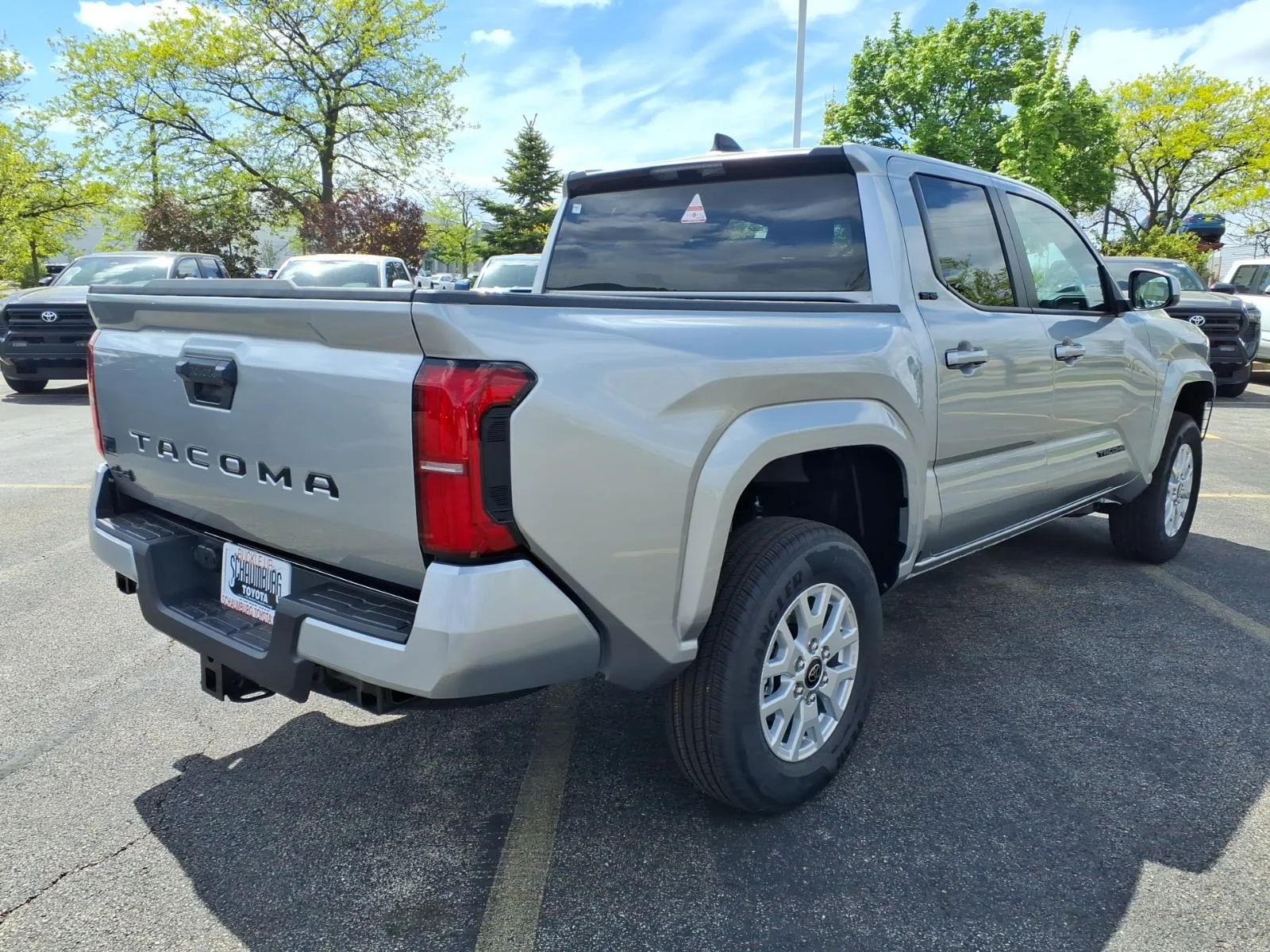 New 2026 Celestial Silver Metallic (1j9) Toyota SR5 DBLCAB 4WD image 7