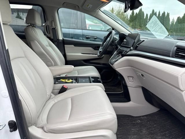Used 2025 Platinum White Pearl Honda EX-L image 16