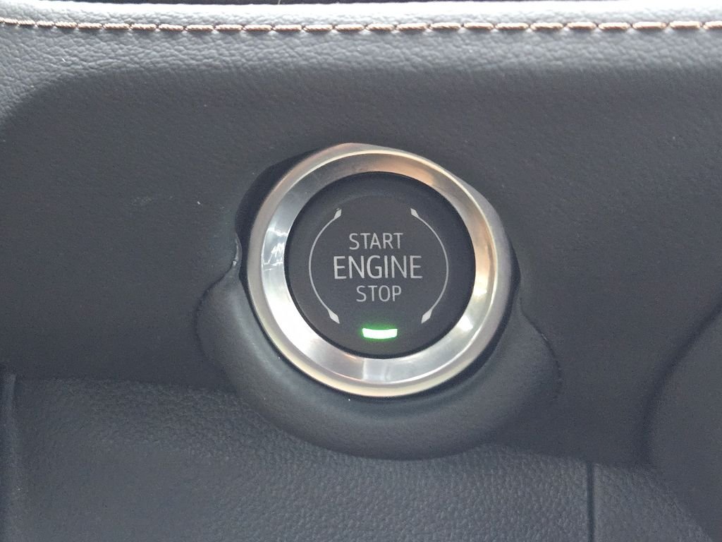 Used 2025 Black Chevrolet High Country image 22