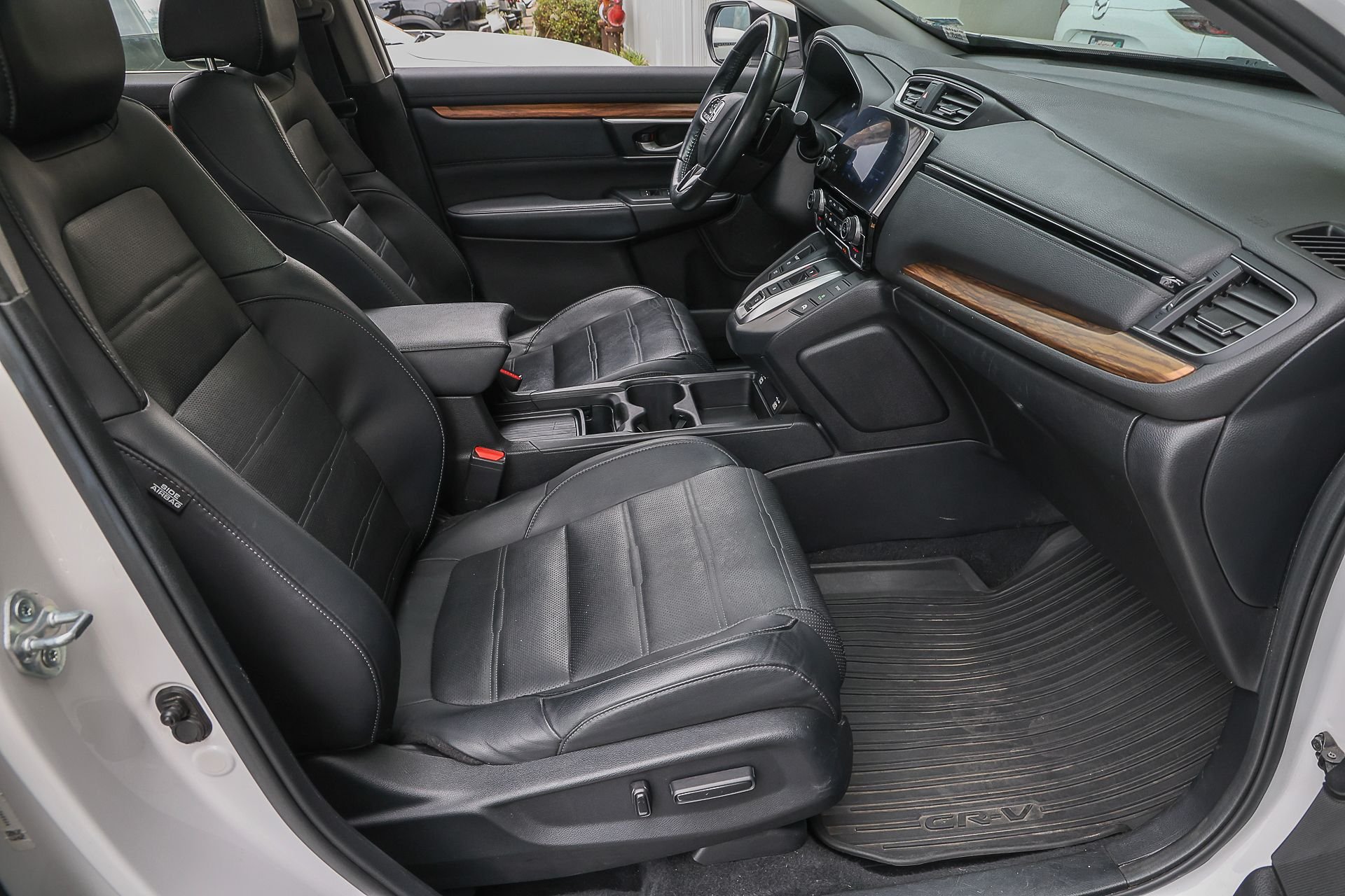 Used 2022 White Honda EX-L image 33