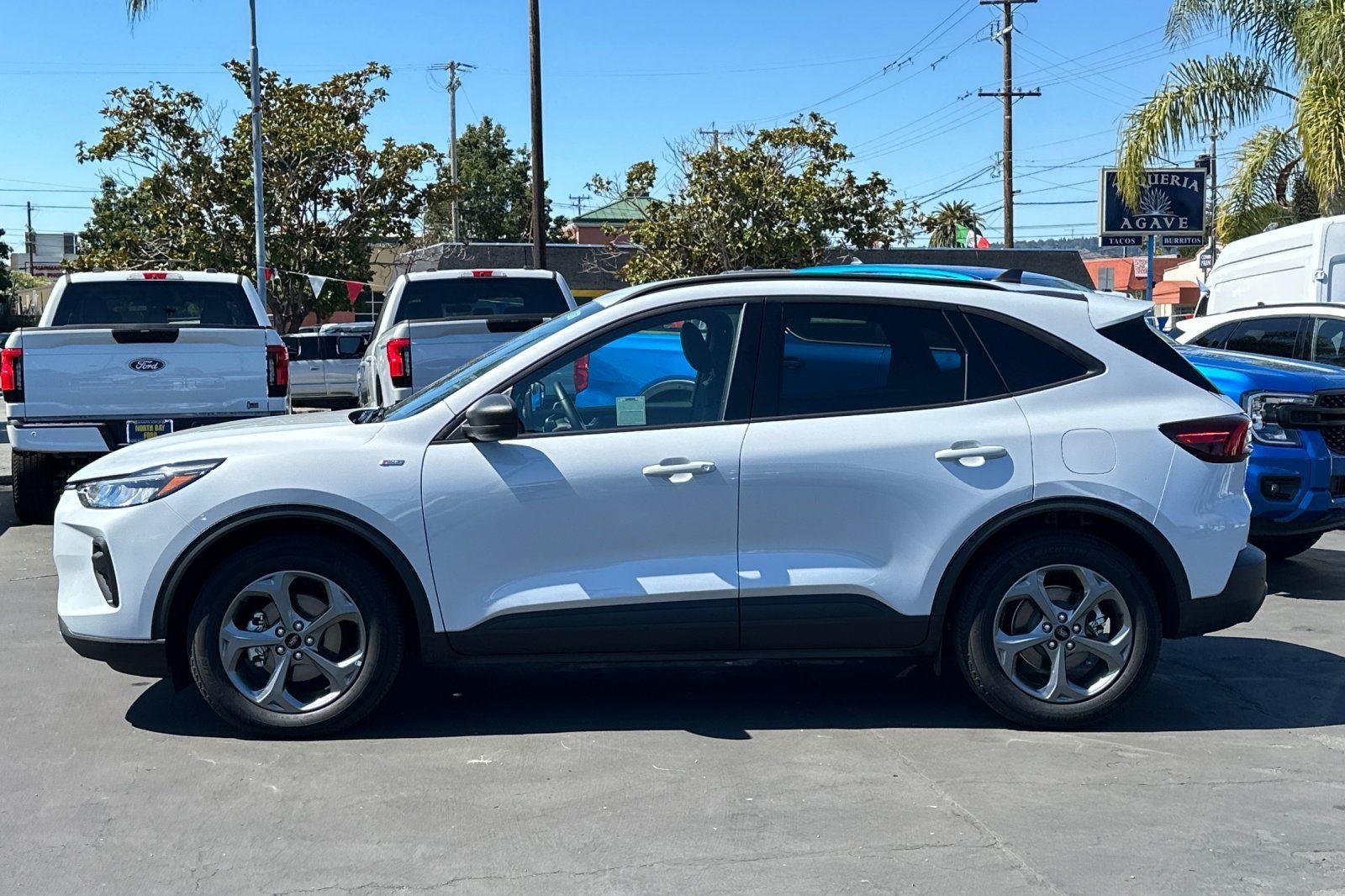 2025 Ford Escape Hybrid ST-Line - Photo 30