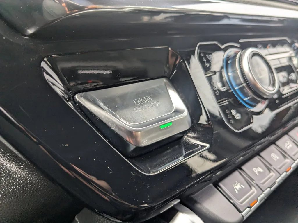 Used 2024 Sterling Metallic GMC Denali image 20