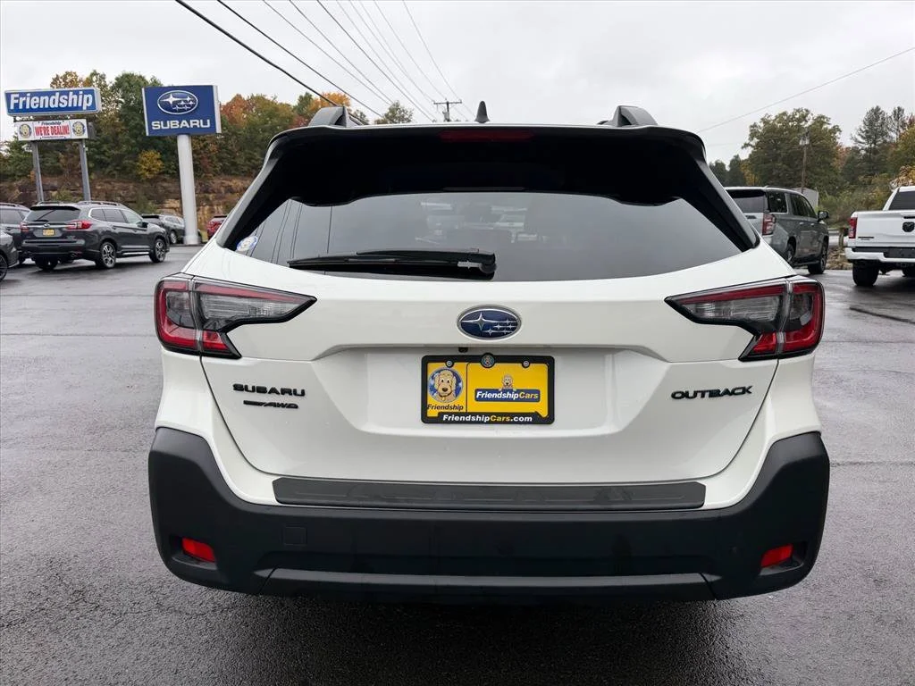 Used 2023 White Subaru Onyx Edition image 11