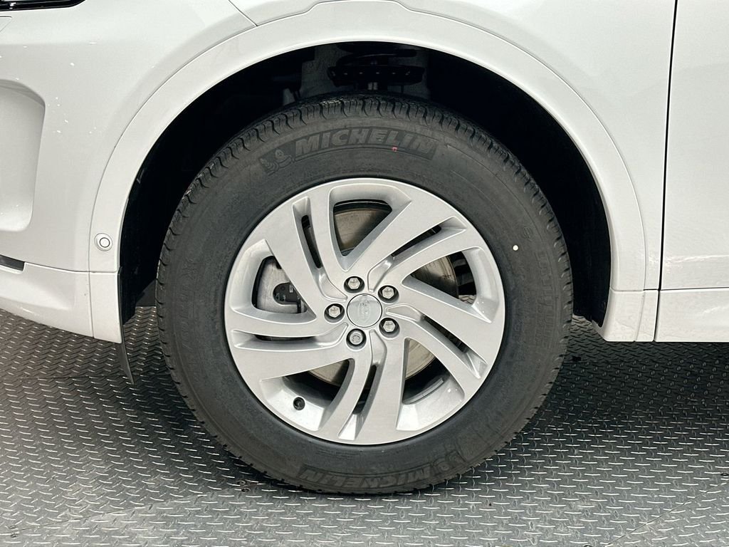 Used 2025 Fuji White Land Rover S image 3