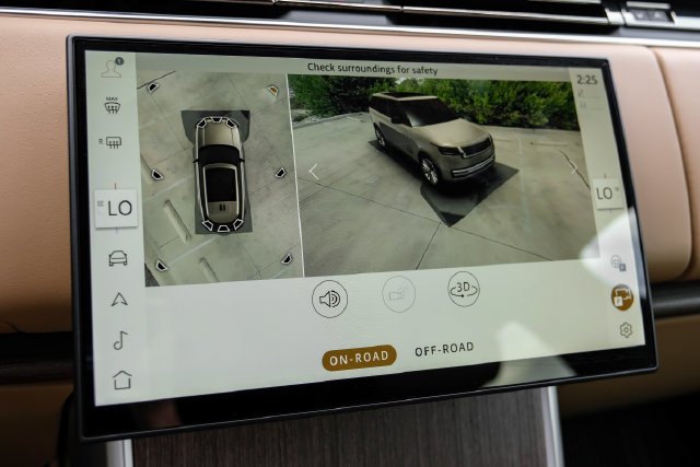 New 2027 Gold Land Rover SE image 30