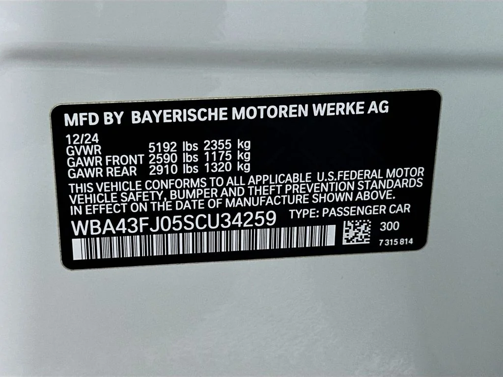 2025 BMW 5 Series 530i - Photo 33