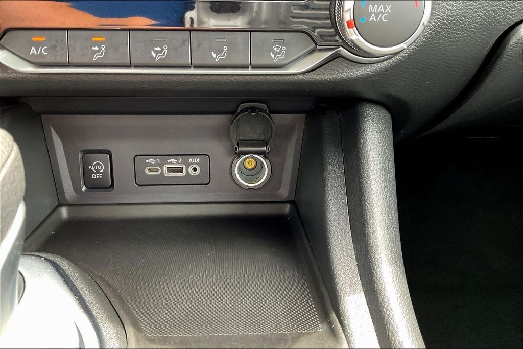 Used 2024 Gray Nissan SV image 19