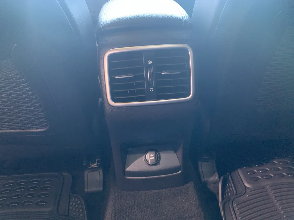 Used 2021  Kia S image 14