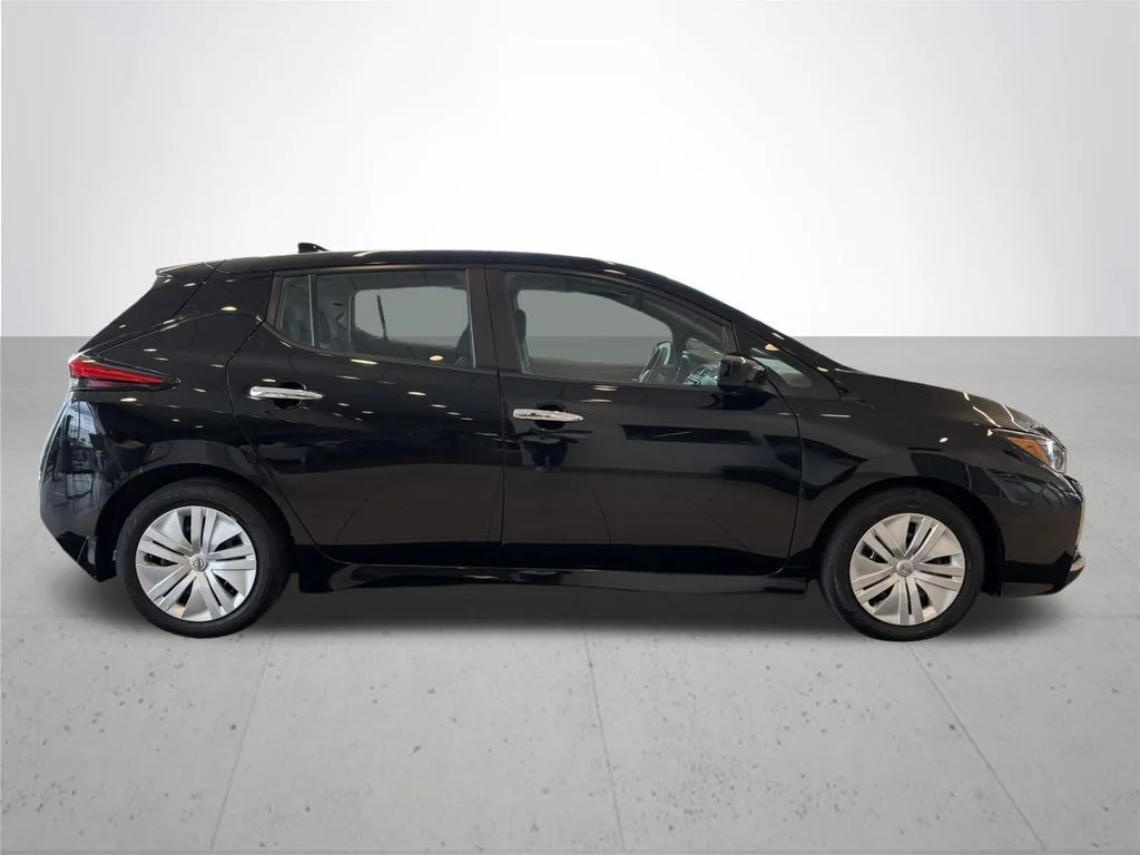 Certified Used 2024 Black Nissan S image 7