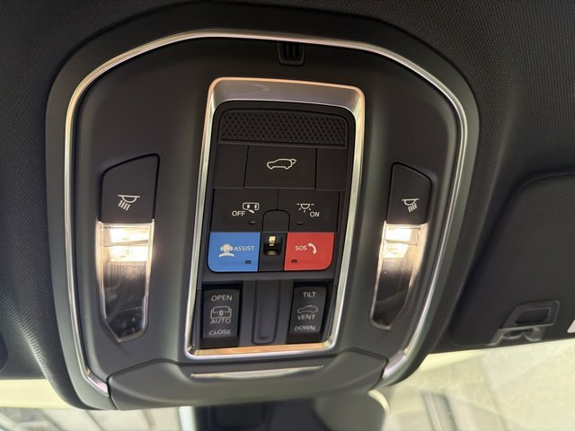 New 2027 Gray Jeep Altitude image 22