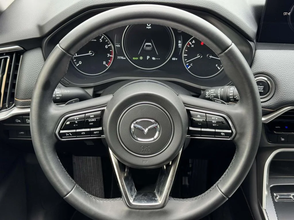 Used 2025 Black Mazda 3.3 Turbo Preferred image 18