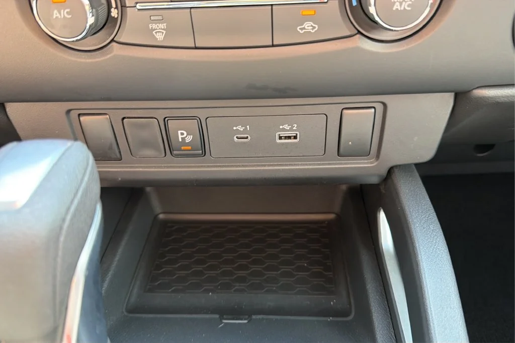 Used 2026 White Nissan SV image 33