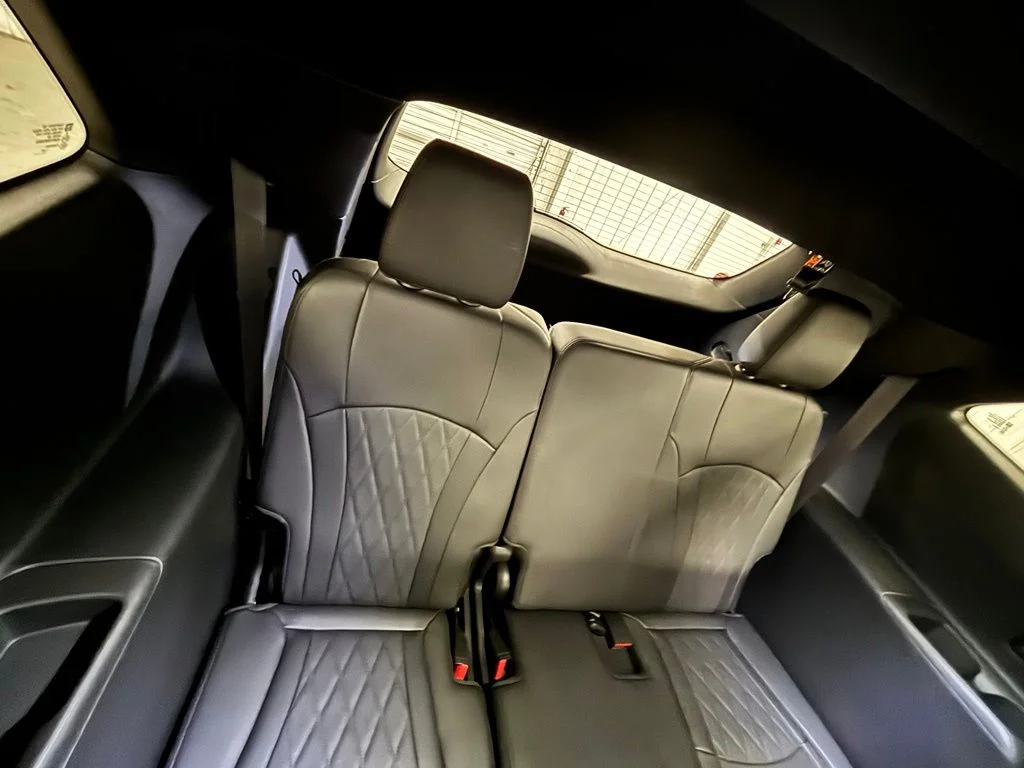 Used 2022 White Buick Avenir image 21