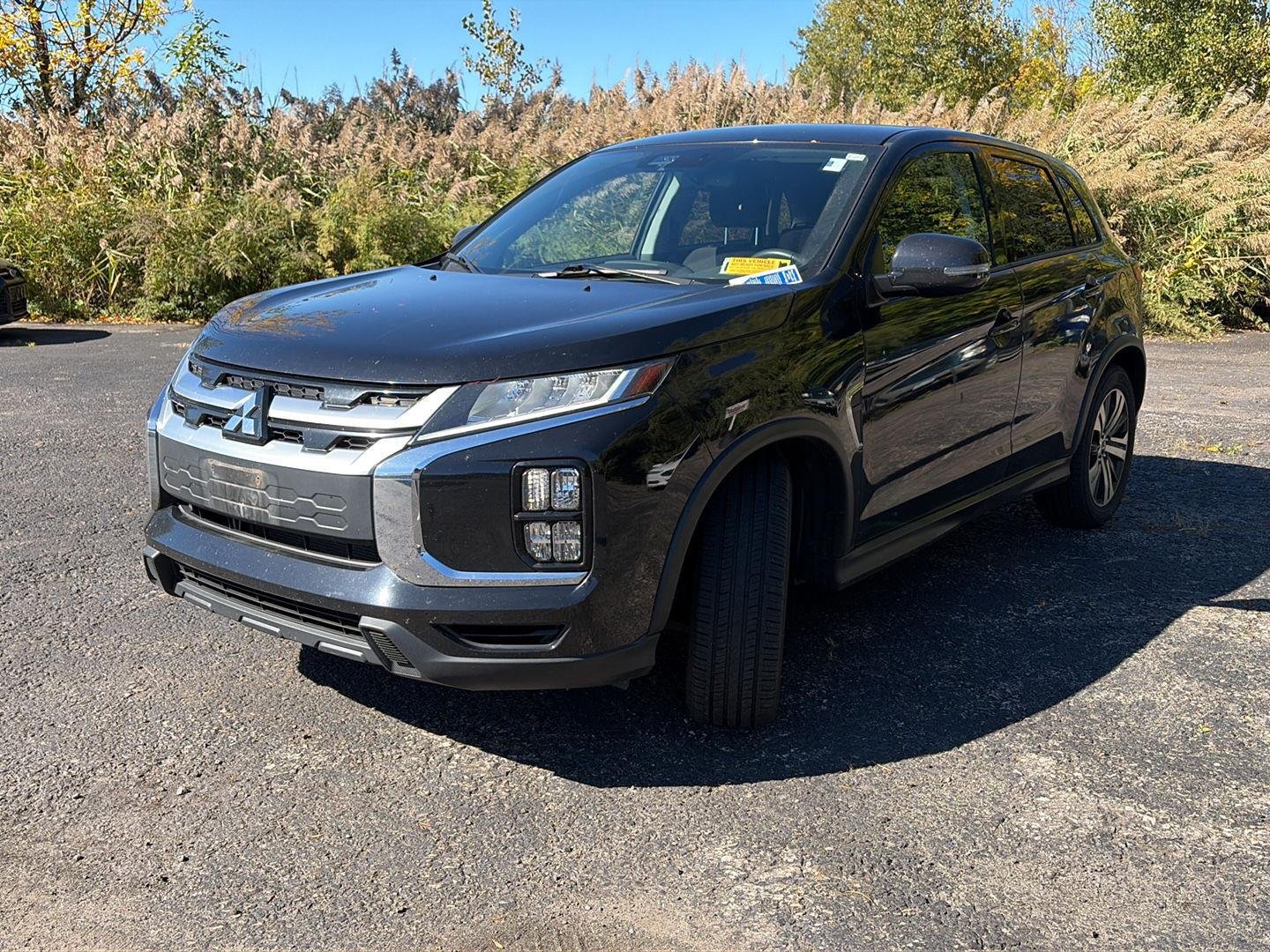 Used 2020 Labrador Black Metallic Mitsubishi SE 2.0 image 8