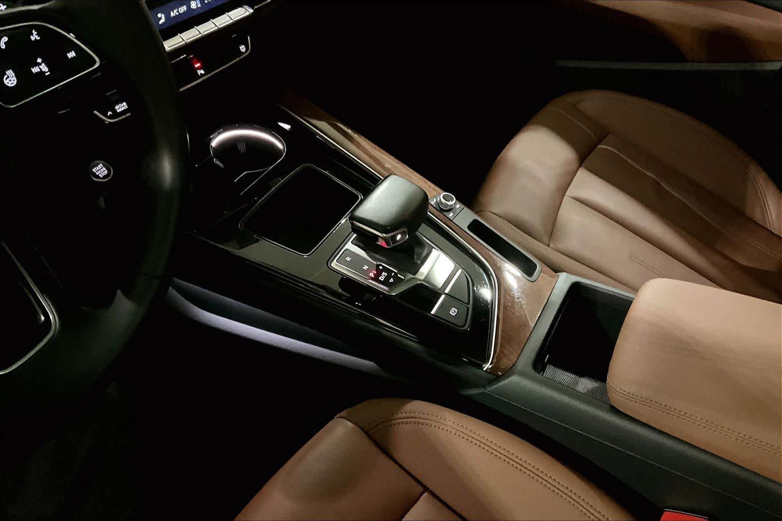 Used 2022 N/A Audi Premium image 16