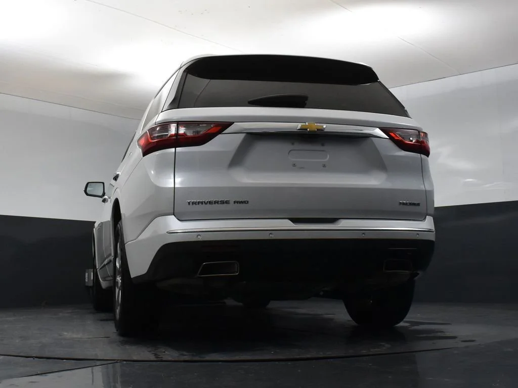 2021 Chevrolet Traverse Premier - Photo 11