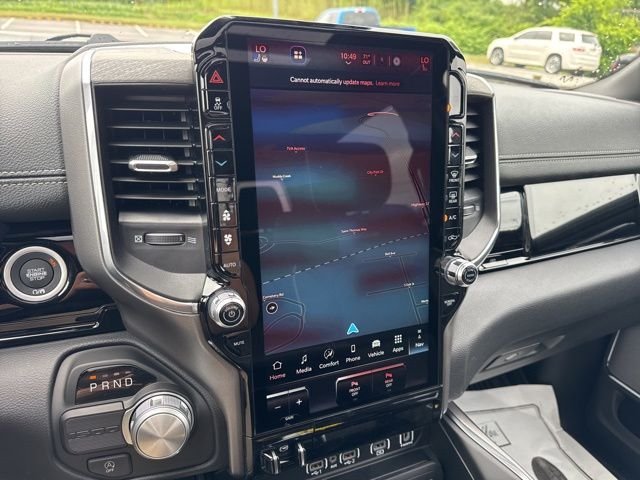 New 2026 Diamond Black Crystal Pearl-Coat Exterior Paint RAM Laramie image 21