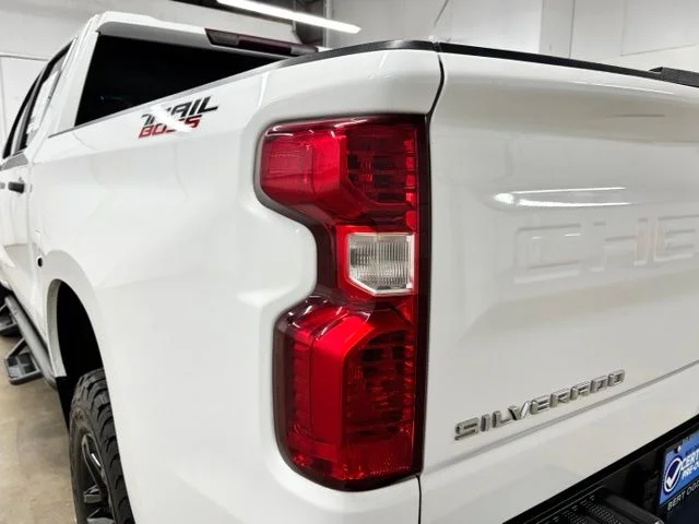 Used 2022 White Chevrolet Custom Trail Boss image 8