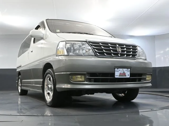 Used 1999 White Toyota Limited image 45