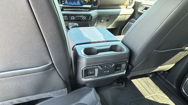 Used 2025 Beige Chevrolet High Country image 21