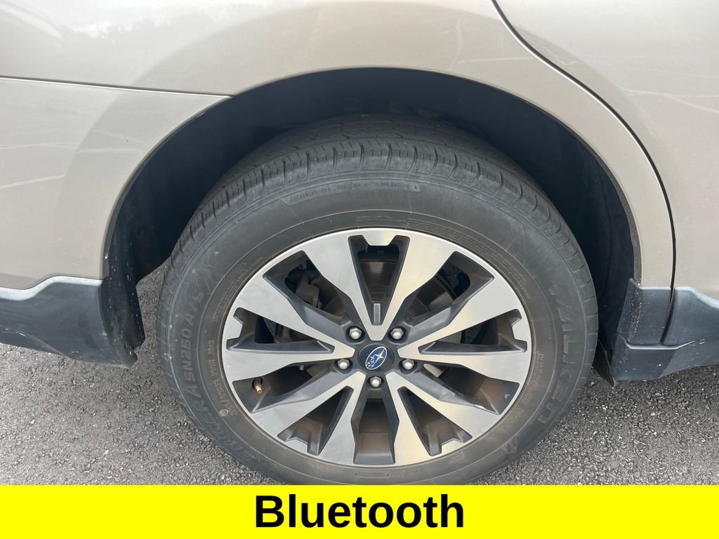 Used 2017 Gray Subaru 2.5i image 2