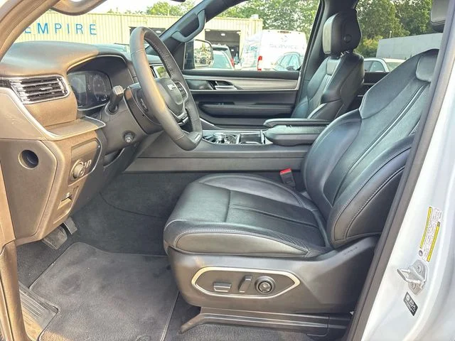 Certified Used 2025 White Jeep Series II image 10