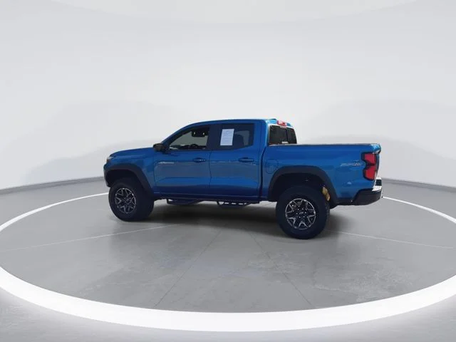 Used 2024 Blue Chevrolet ZR2 image 11