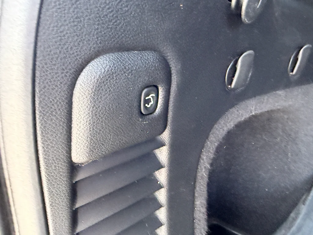 Used 2019 Slate Blue Pearlcoat Jeep Trailhawk image 33