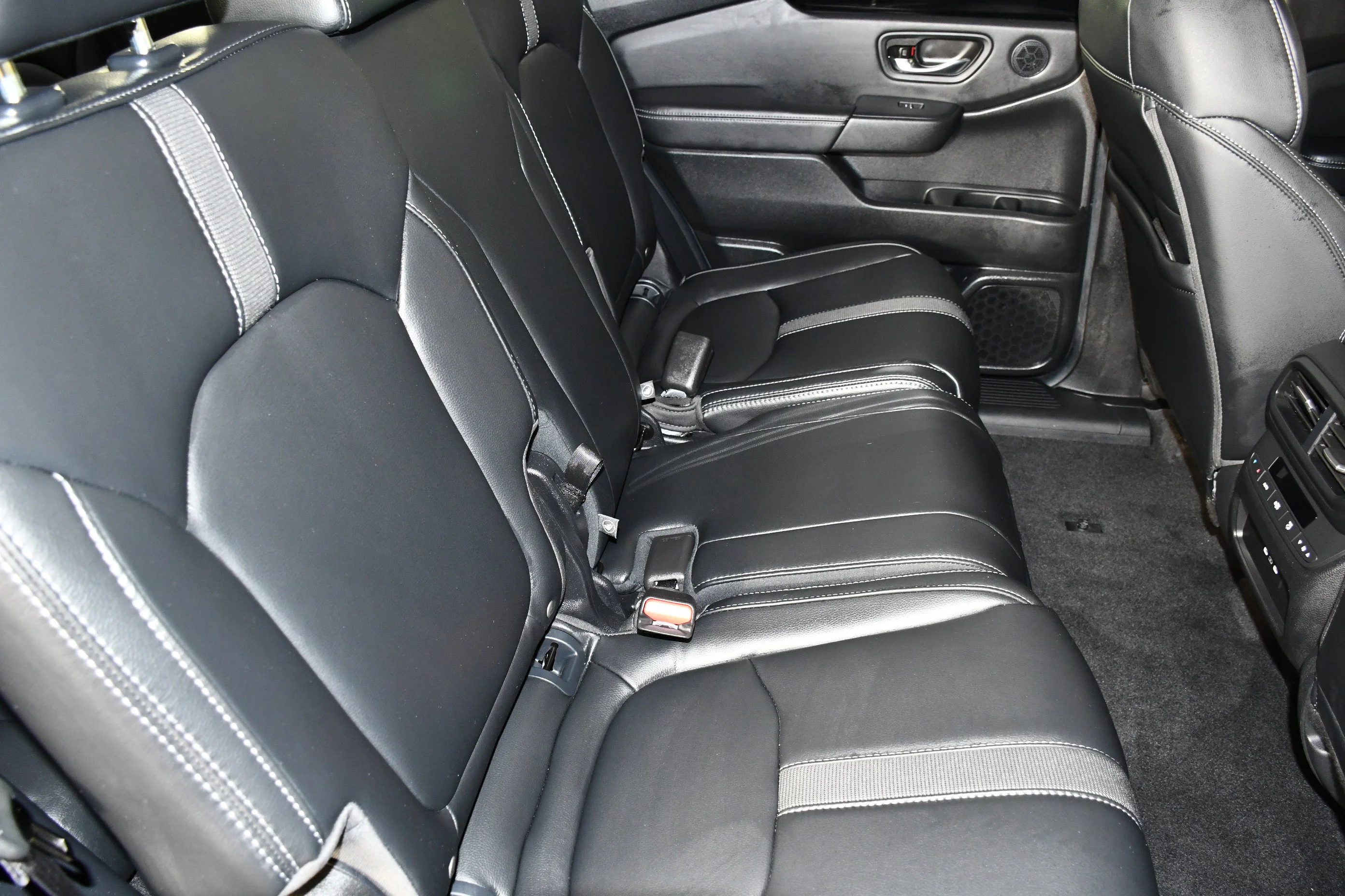 Used 2025 Gray Pearl Honda Touring image 45