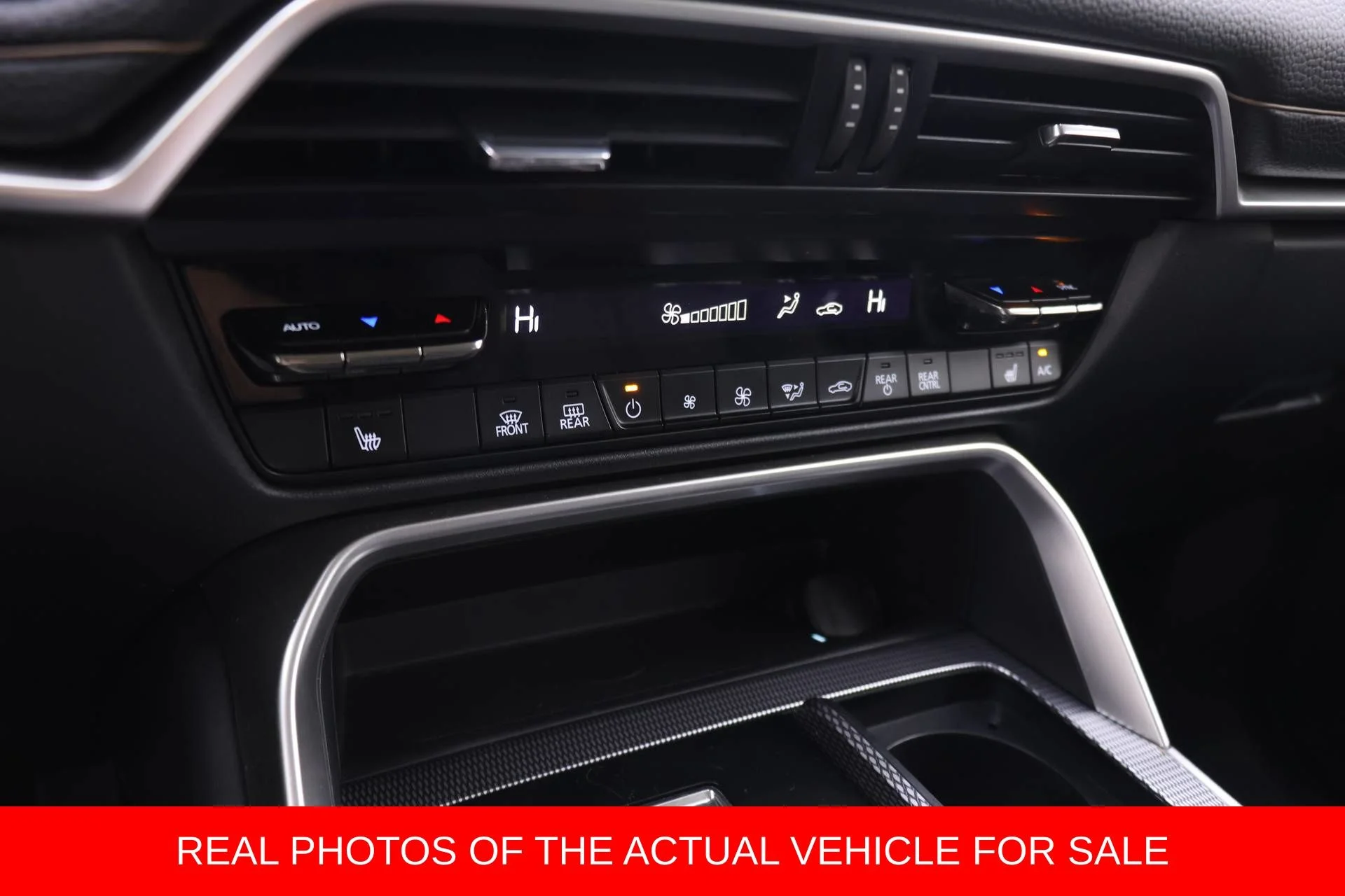 2025 Mazda CX-90 Preferred Package - Photo 6