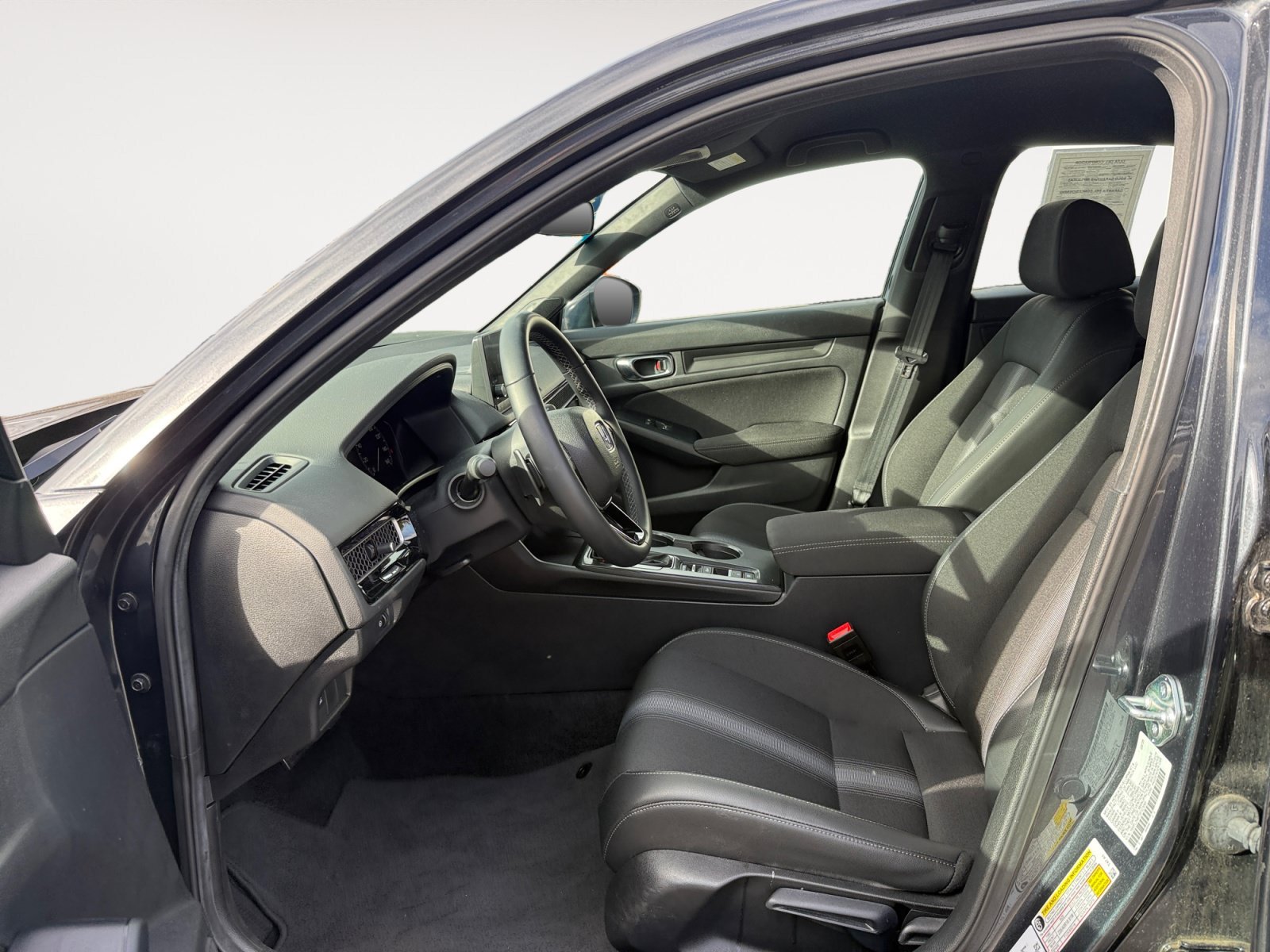 2025 Honda Civic Hatchback Sport - Photo 10