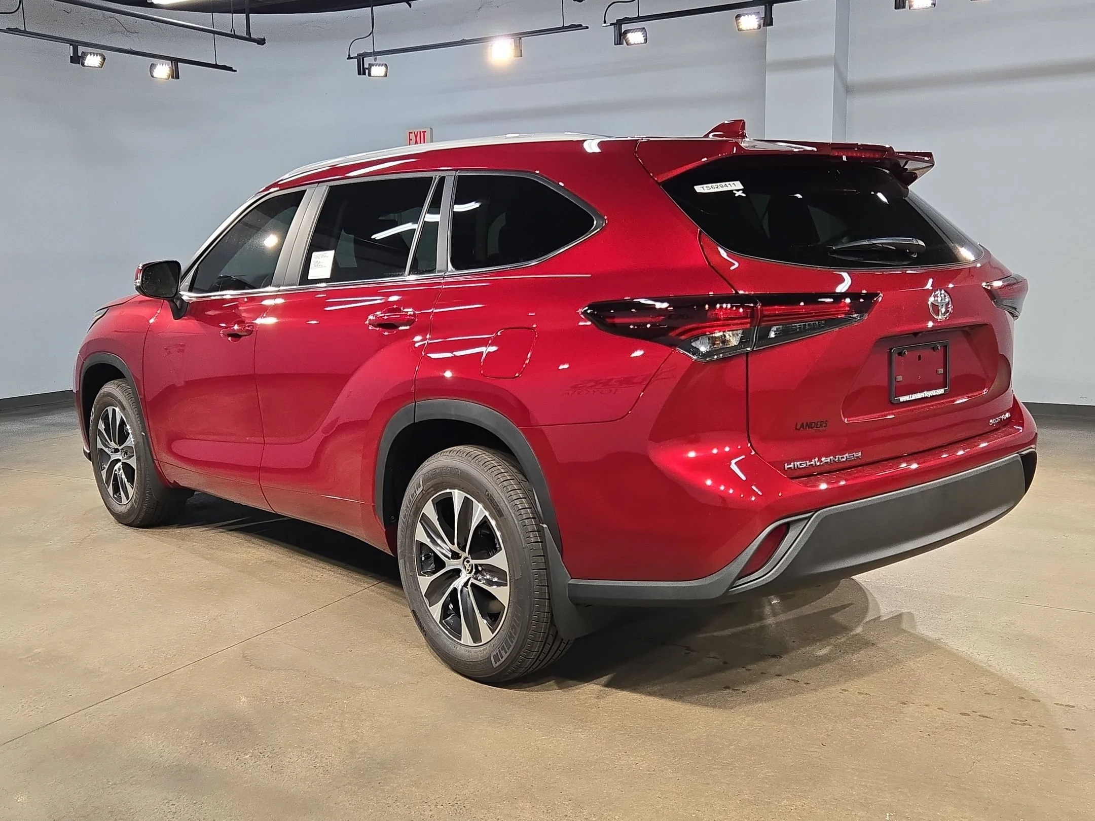 New 2026 Ruby Flare Pearl Toyota XLE image 5
