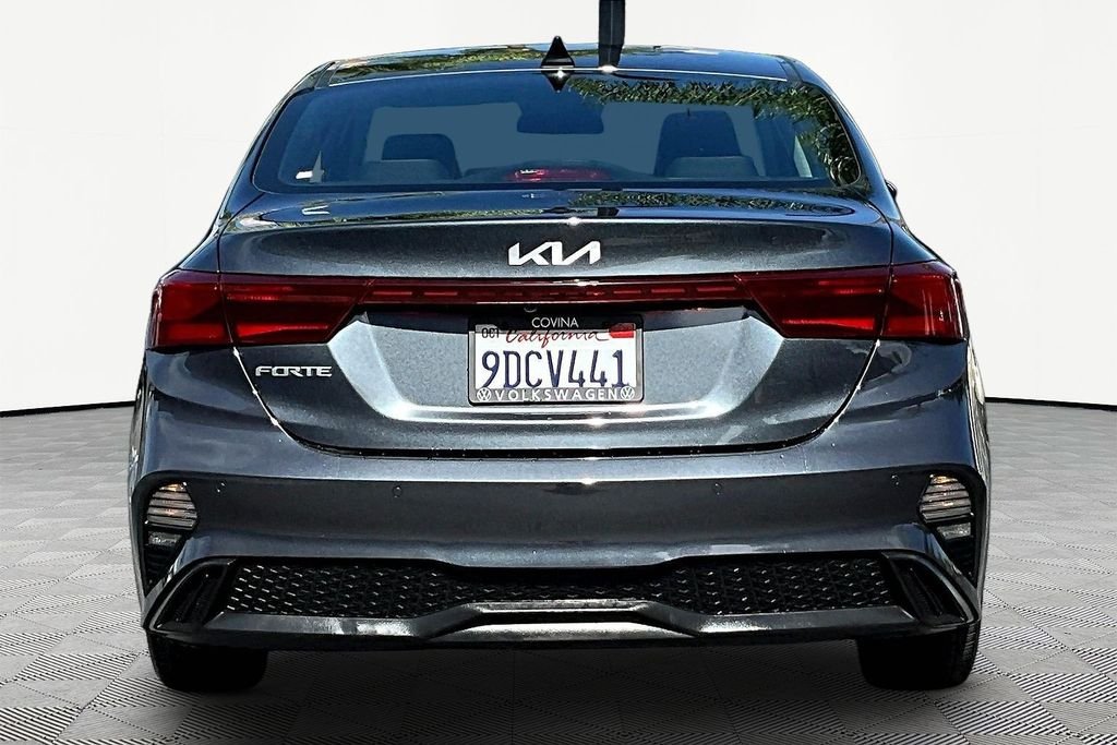 Used 2023 Gray Kia LXS image 5