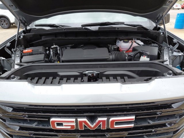 New 2026 Sterling Metallic GMC Elevation image 39
