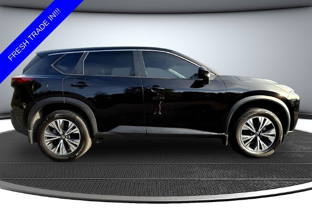 Used 2023 Black Nissan SV image 4