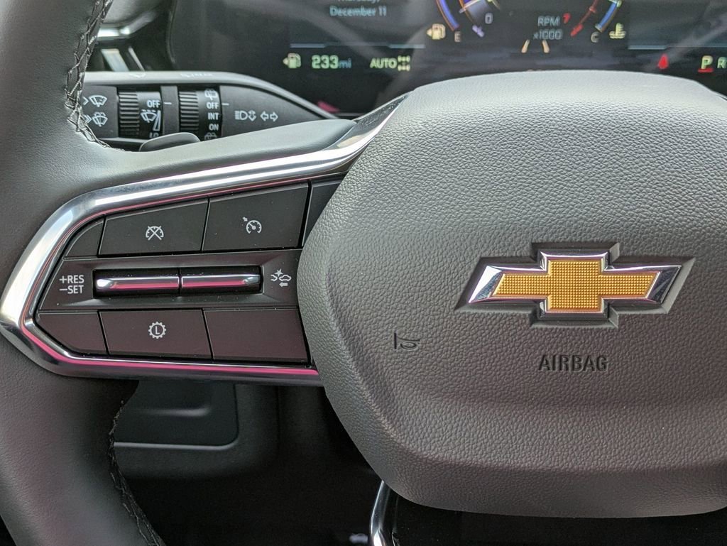 2025 Chevrolet Suburban Premier - Photo 18