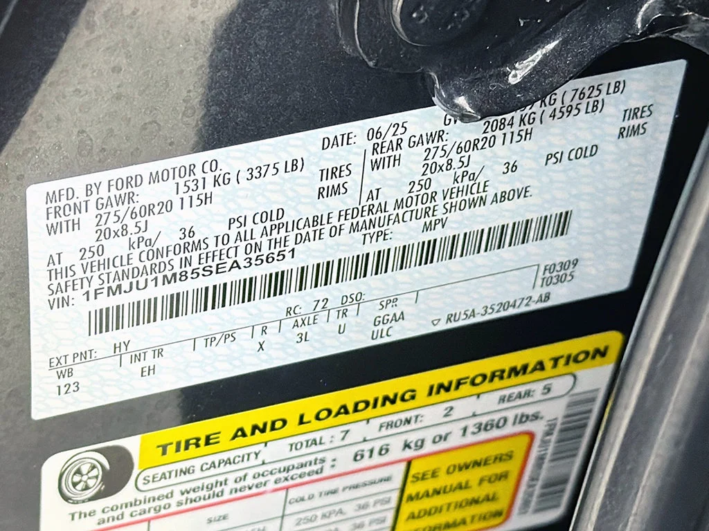 Used 2025 Gray Metallic Ford Platinum image 48