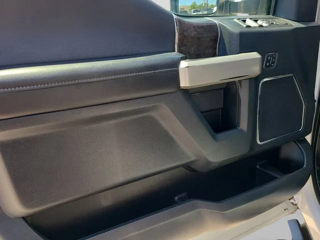 Used 2022 White Ford XL image 17
