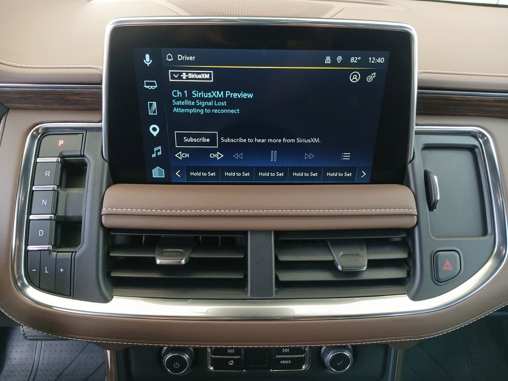 Used 2023 Iridescent Pearl Tricoat Chevrolet High Country image 13