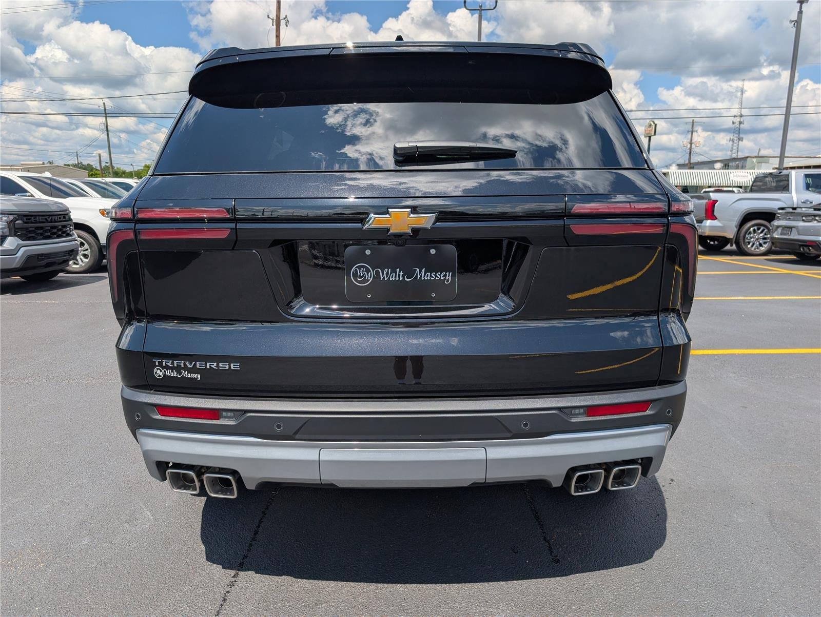 2026 Chevrolet Traverse LT - Photo 8