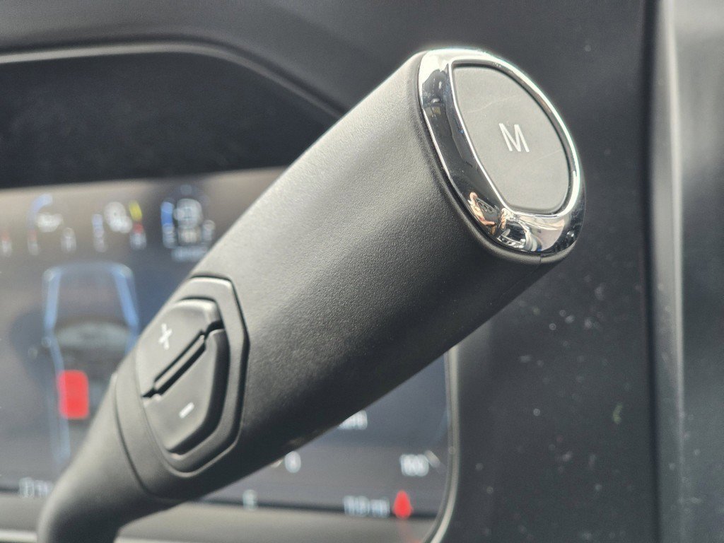 New 2026 Avalanche Ford LARIAT image 13